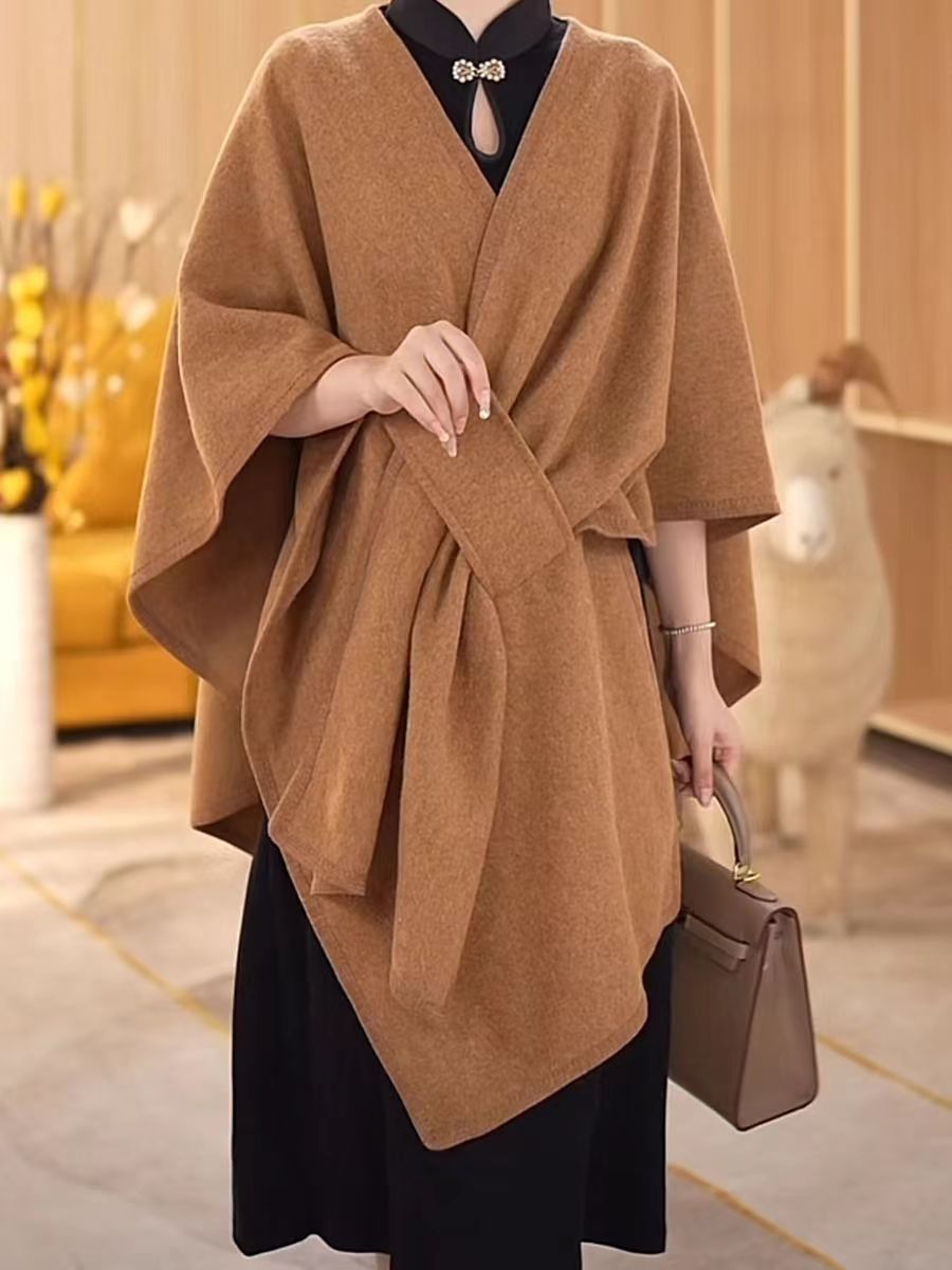 Maritza™ | Cozy Knitted Shawl with Fur Collar