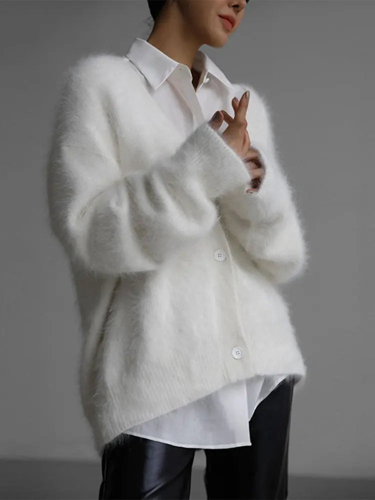 Fortunata™ | Fluffy V-neck button cardigan
