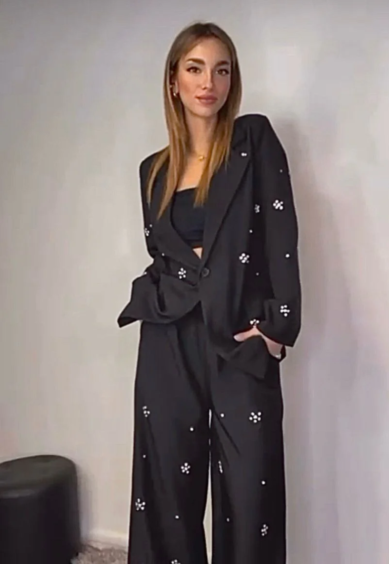 Farrah™ | Elegant Ensemble with Stone Details