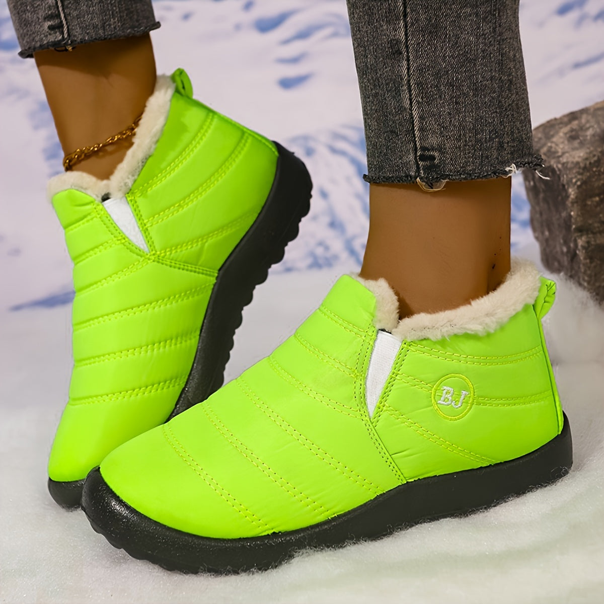 Apollonia™ | Quilted plush-lined slip-on ankle snow boots