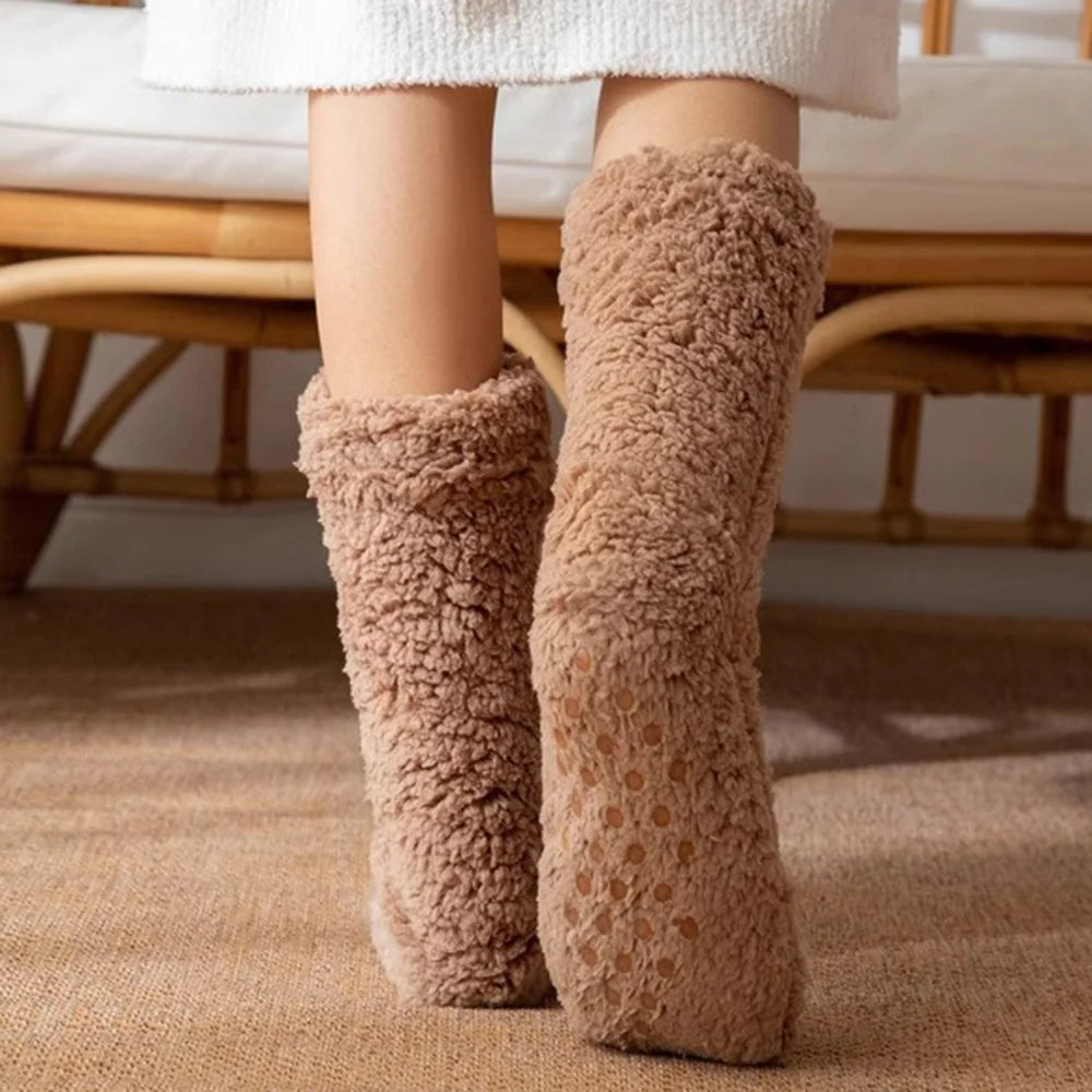 delphina™ |  Sherpa fuzzy cozy crew socks