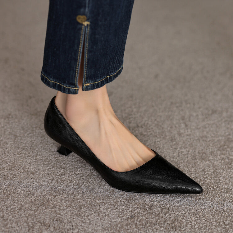 Low-heeled Leather Vessels